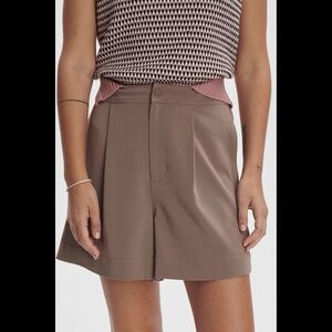 Varley Mariya Easy Pleat Short 4.5"